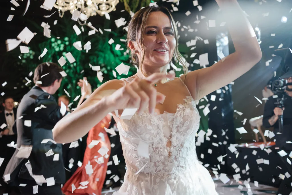 Primer baile novios Boda en Villa Pietra Puembo