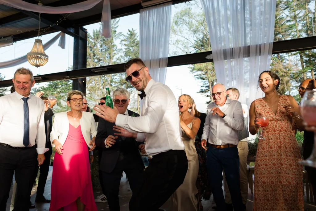 Baile y fiesta de los novios en su Boda en La Palma Polo Club Puembo