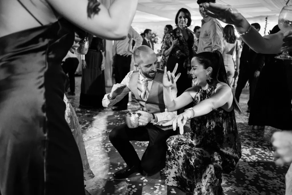 Baile y fiesta de los novios en su Boda en Quito