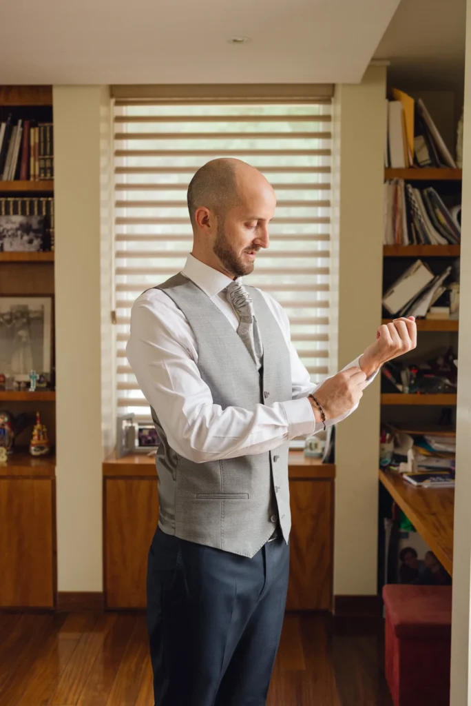 Preparativos novio Boda en Quito