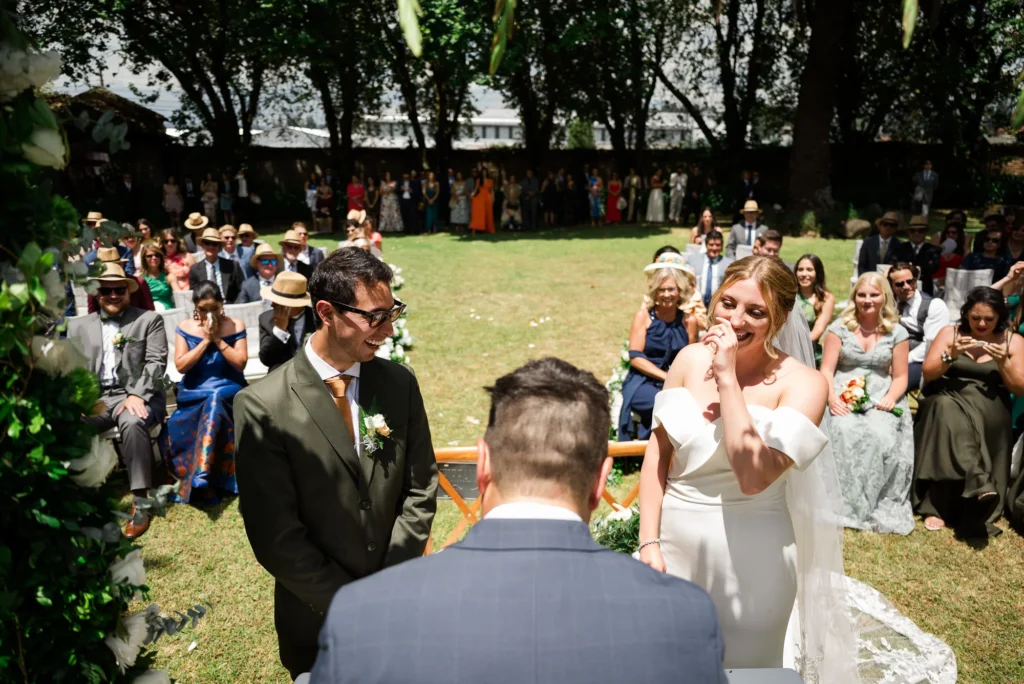 Novios en su ceremonia en Boda en Quito
