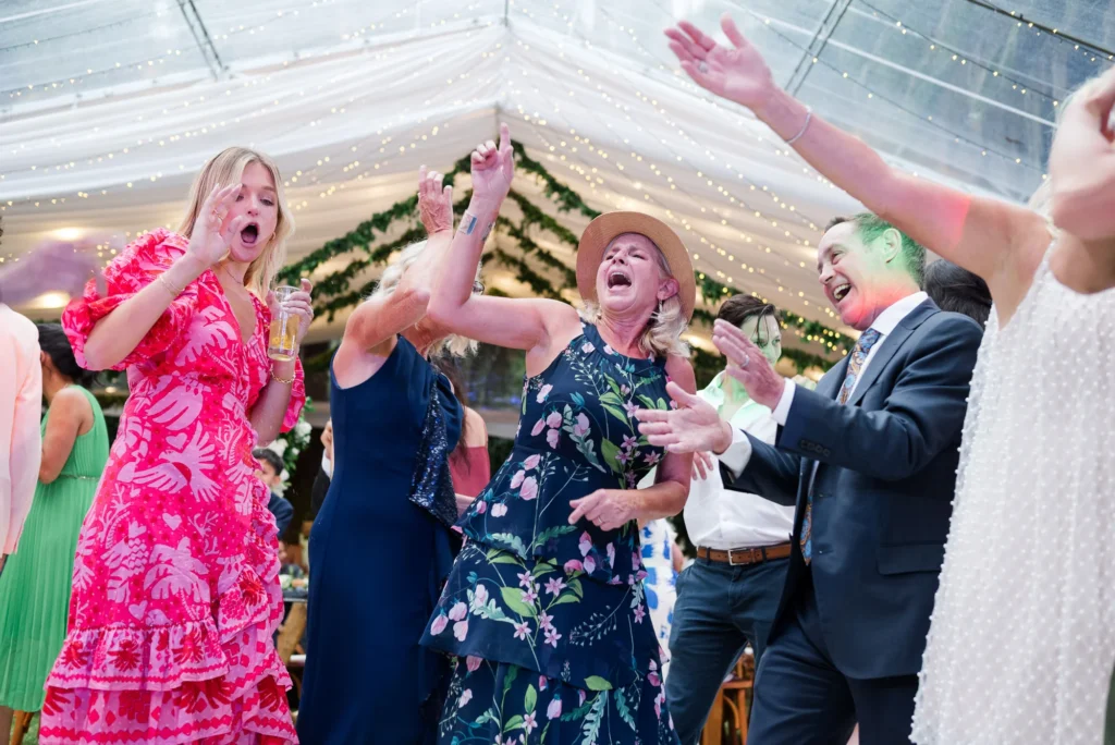 Baile y fiesta de los novios en su Boda en Quito