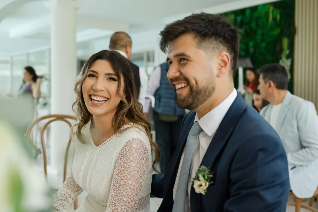 Novios en su ceremonia en Boda Civil en Quito